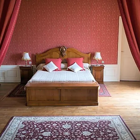 Chateau De Piolant Eiffel Tower B&B